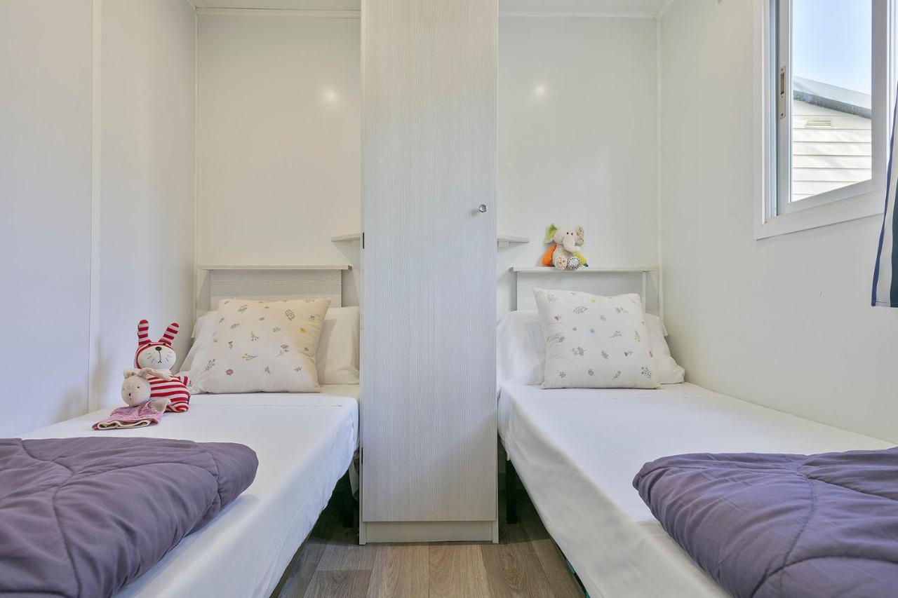 Camping Castell Montgri **** L'Estartit Eksteriør billede