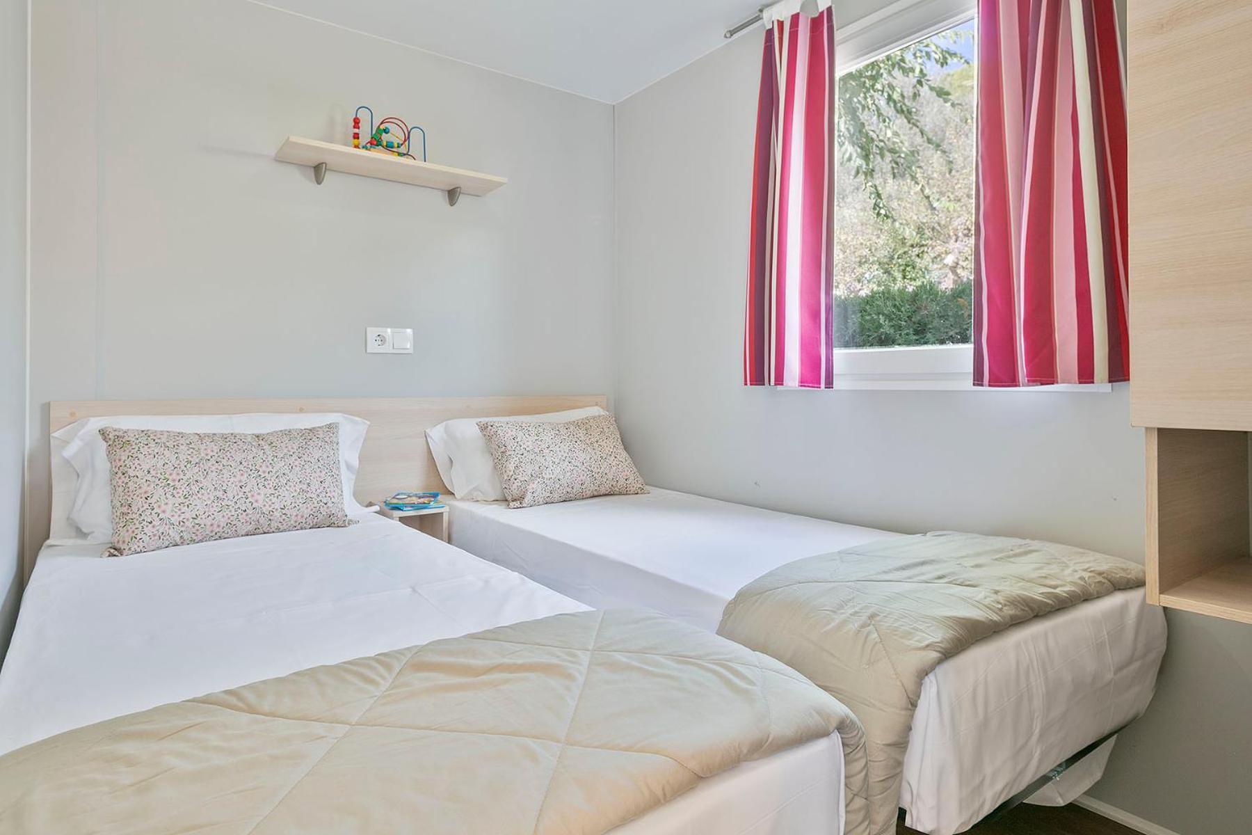 Camping Castell Montgri **** L'Estartit Eksteriør billede