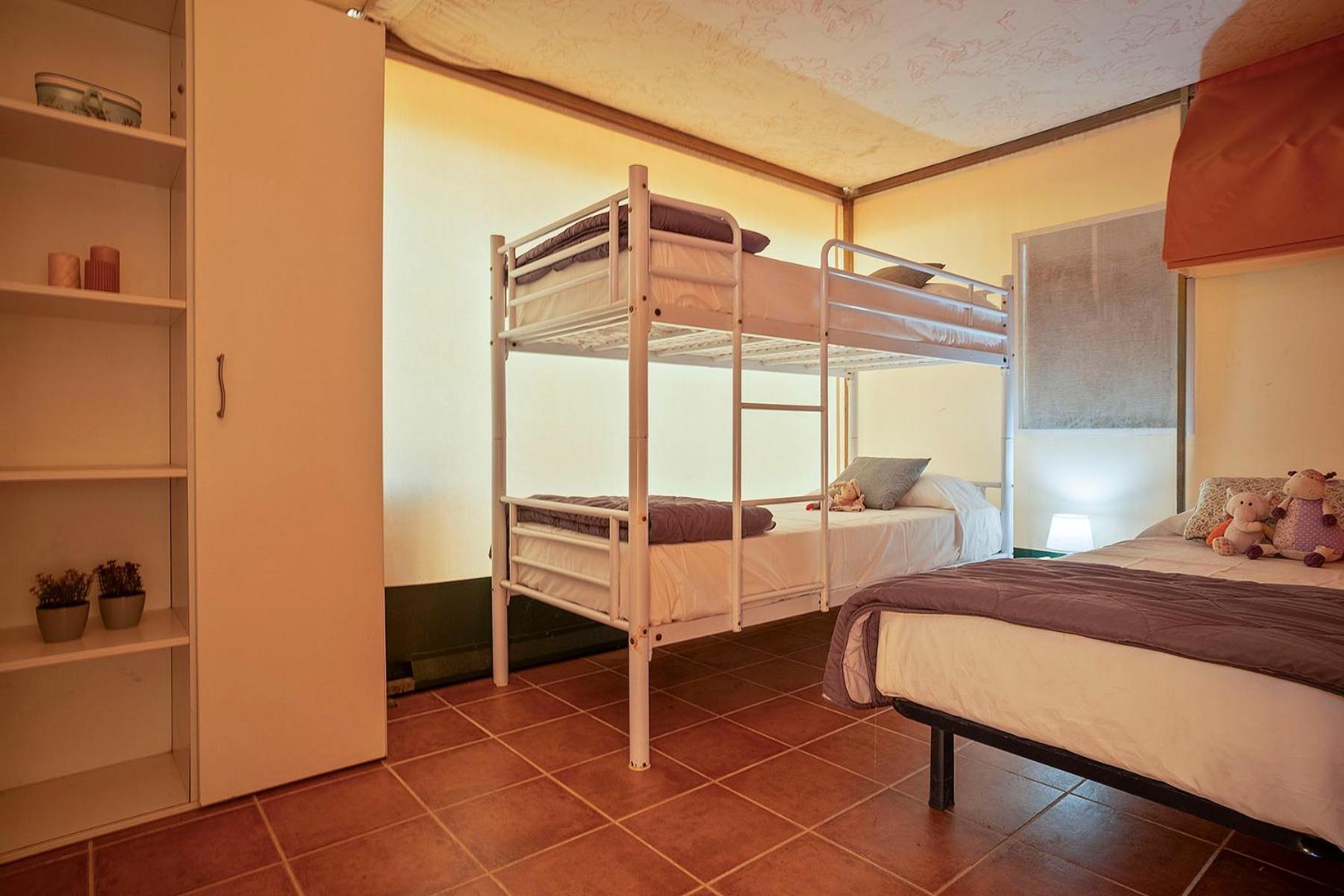 Camping Castell Montgri **** L'Estartit Eksteriør billede