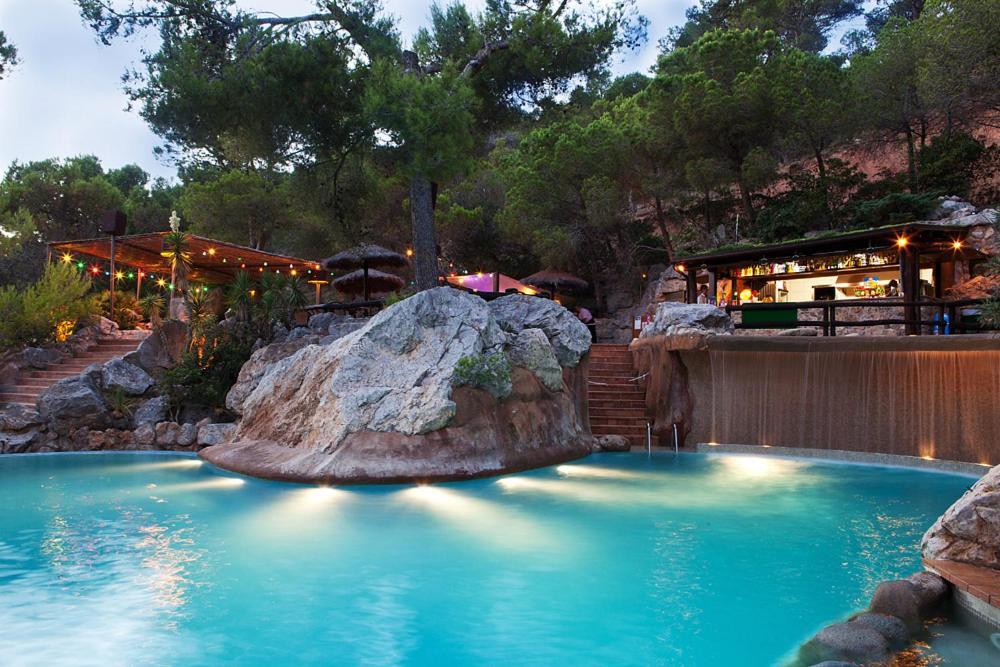 Camping Castell Montgri **** L'Estartit Eksteriør billede